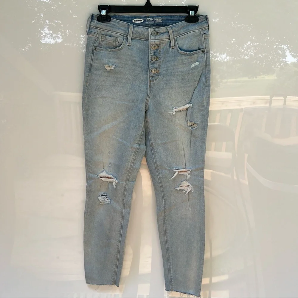 NWOT Old Navy Rockstar Super Skinny High Rise Distressed Full Button Fly Jeans